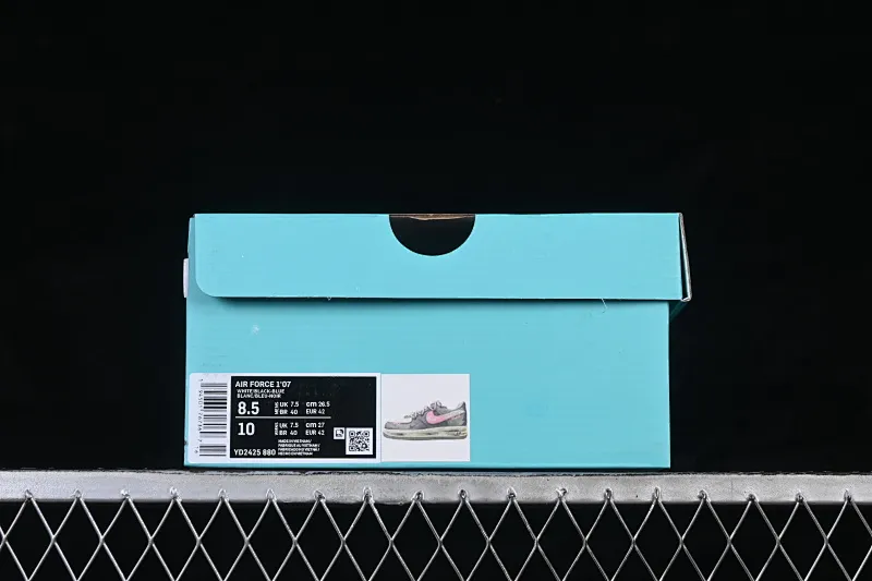 All categories Nk Air Force 1 Air Force series Nk Air Force 1 Low Air Force low top Nike Air Force 1'07 Low "Gray-Pink Lucky Charm" Hand-painted graffiti Gray pink lucky charm Air Force 1 low-top casual sneakers YD2425-880